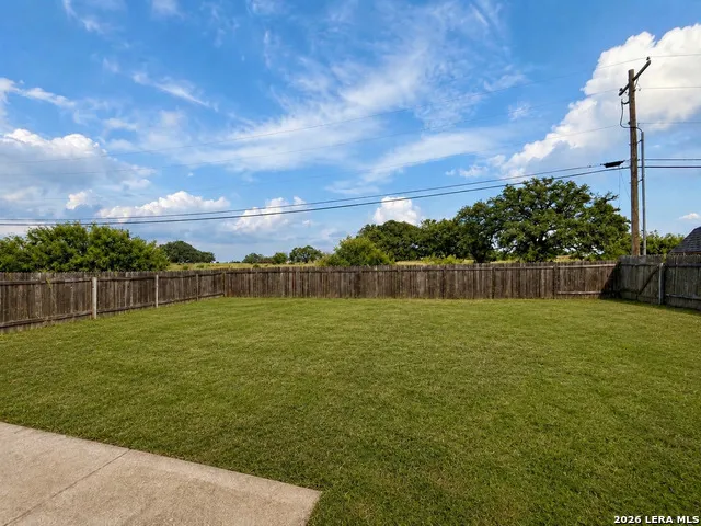 1848 Lost Trail Pleasanton, TX 78064