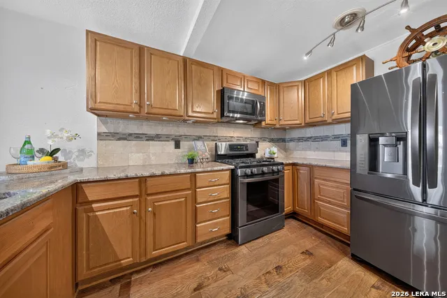 1932 Canyon Lake Dr Canyon Lake, TX 78133