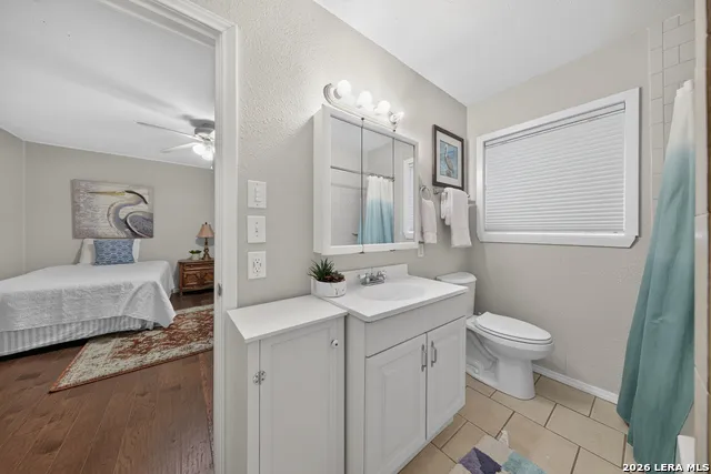 1932 Canyon Lake Dr Canyon Lake, TX 78133