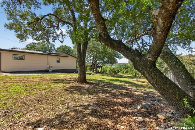 1932 Canyon Lake Dr Canyon Lake, TX 78133