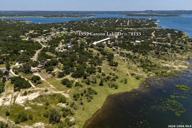 1932 Canyon Lake Dr Canyon Lake, TX 78133