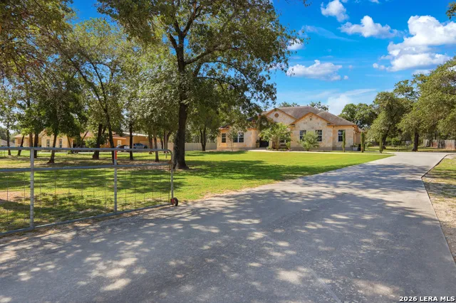 228 county road 6864 Natalia, TX 78059