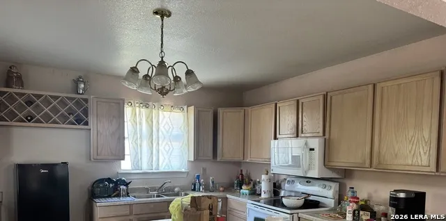 2243 MALIBU BLVD Eagle Pass, TX 78852