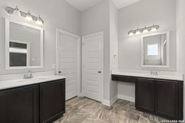 1924 SHEPHERD PATH New Braunfels, TX 78130