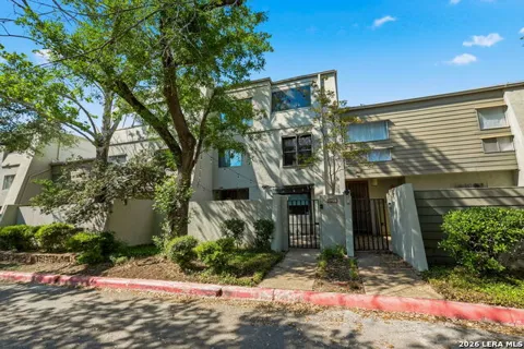 3103 Eisenhauer Rd #J 11