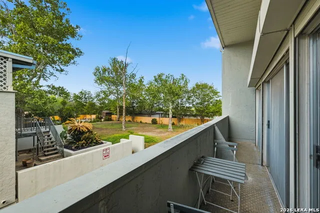 3103 Eisenhauer Rd #J 11 San Antonio, TX 78209
