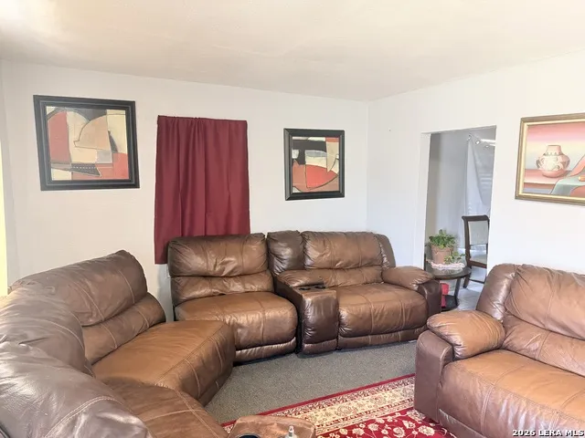 123 W Mitchell San Antonio, TX 78204
