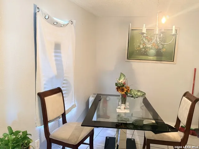 123 W Mitchell San Antonio, TX 78204