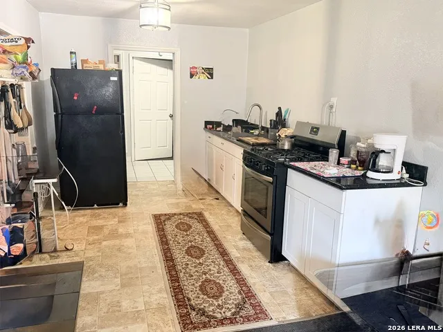123 W Mitchell San Antonio, TX 78204