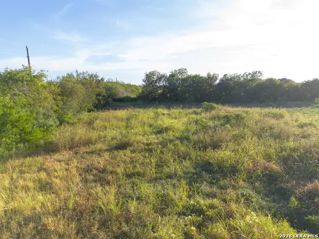 TR 34A OLD Houston Highway Beeville, TX 78102