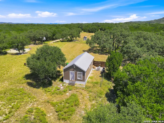 1353 BRUSHY CREEK DR Lakehills, TX 78063