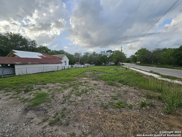 223 COLEMAN ST San Antonio, TX 78208