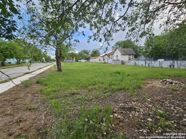 223 COLEMAN ST San Antonio, TX 78208