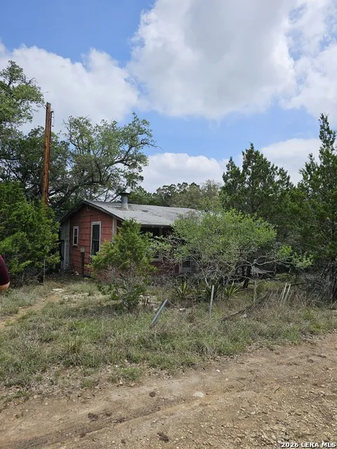 26 Street Lakehills, TX 78063