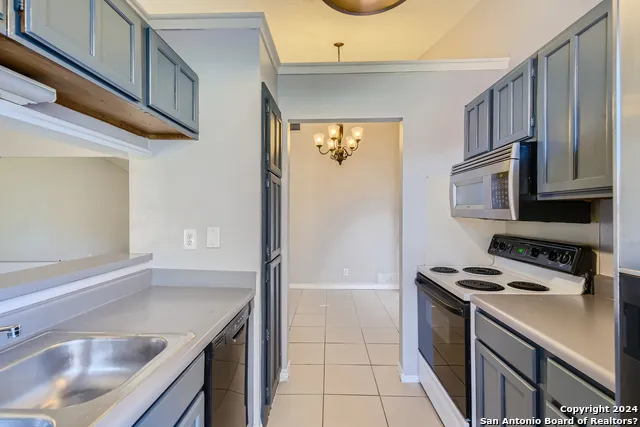 5050 AYRSHIRE San Antonio, TX 78217