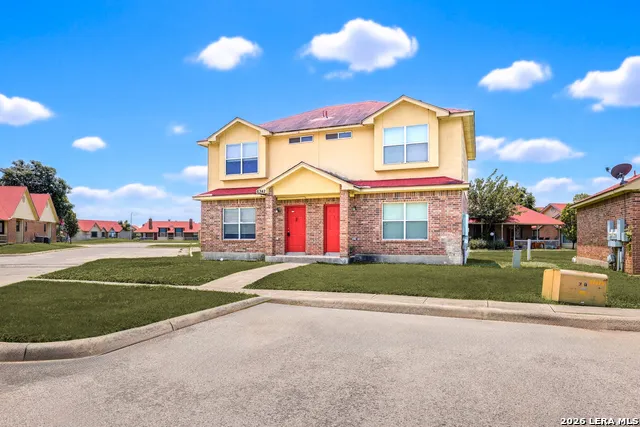 6342 Queens Castle Unit 2 San Antonio, TX 78218