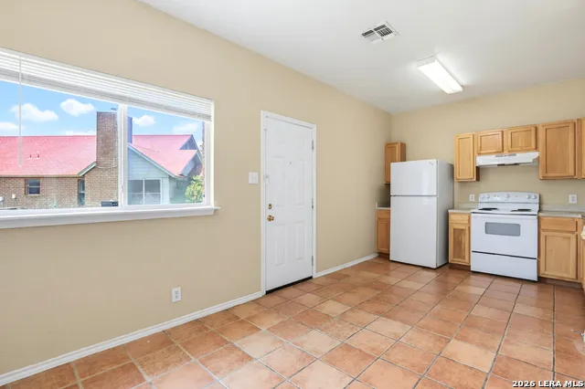 6342 Queens Castle Unit 2 San Antonio, TX 78218