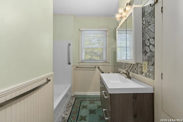 526 PERSHING AVE Unit A San Antonio, TX 78209