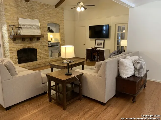 84 Roundup Dr San Antonio, TX 78213