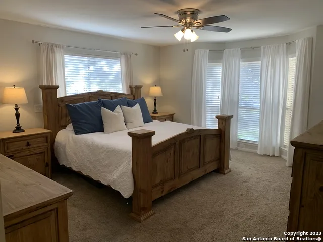 84 Roundup Dr San Antonio, TX 78213