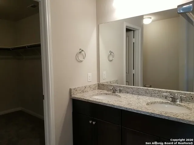6114 Akin Pl San Antonio, TX 78261