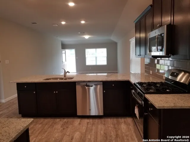 6114 Akin Pl San Antonio, TX 78261