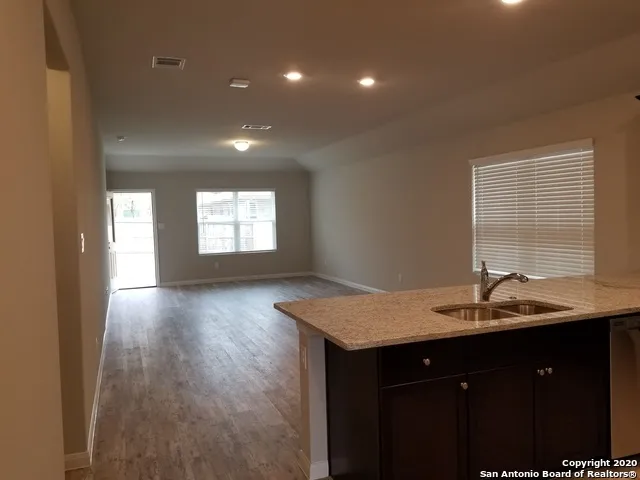 6114 Akin Pl San Antonio, TX 78261