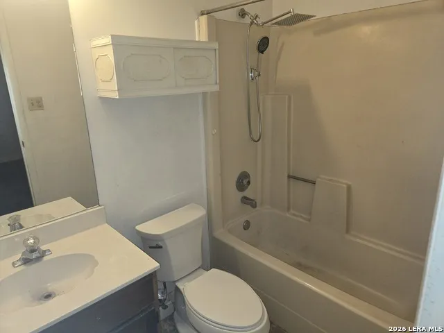 320 Station St Unit 101 Converse, TX 78109