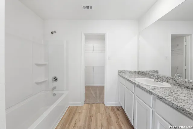 15227 Telfaire Meadow Von Ormy, TX 78073