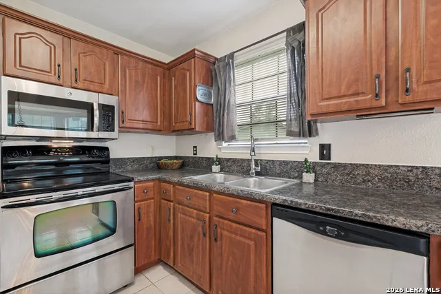 6991 Sunset Village San Antonio, TX 78249