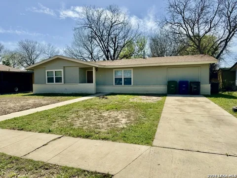 7050 CORAL TREE LN