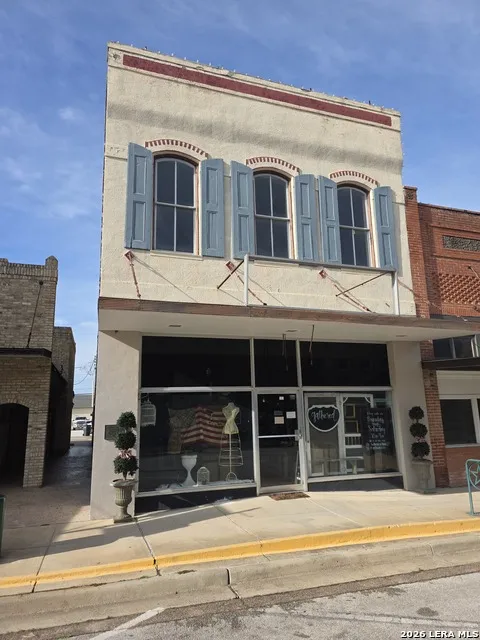 130 E Main St