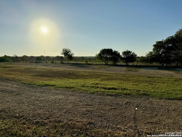 133 Wheeler Stockdale, TX 78160