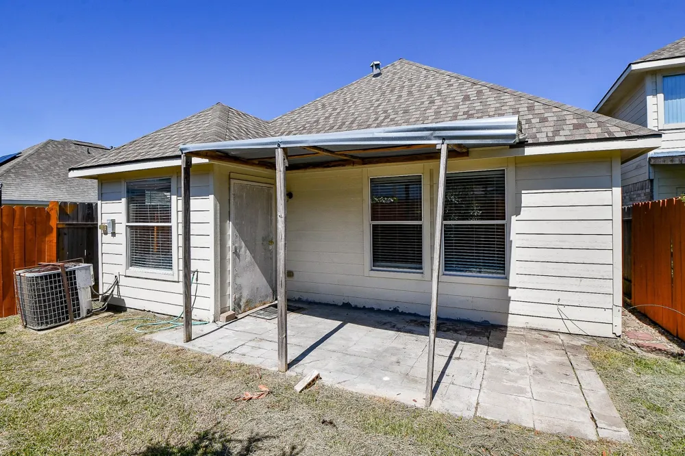 13979 Maximos Dr Houston, TX 77083