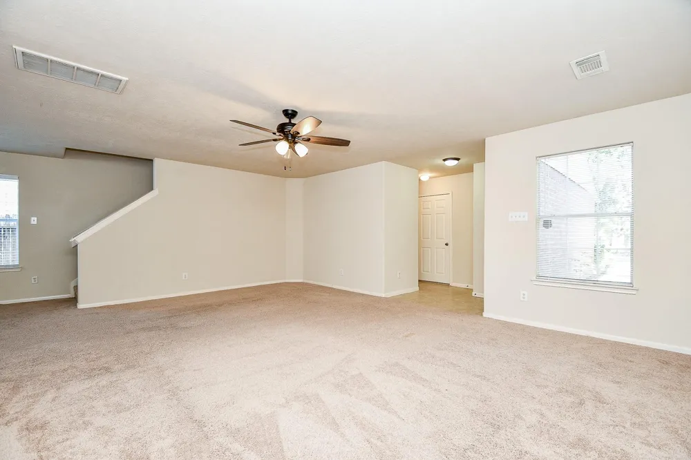 13979 Maximos Dr Houston, TX 77083
