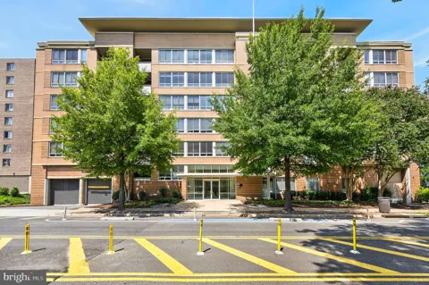 355 I STREET SW #317