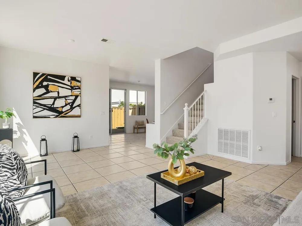 8727 Westmore Road #16 San Diego, CA 92126