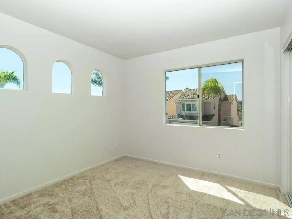 8727 Westmore Road #16 San Diego, CA 92126