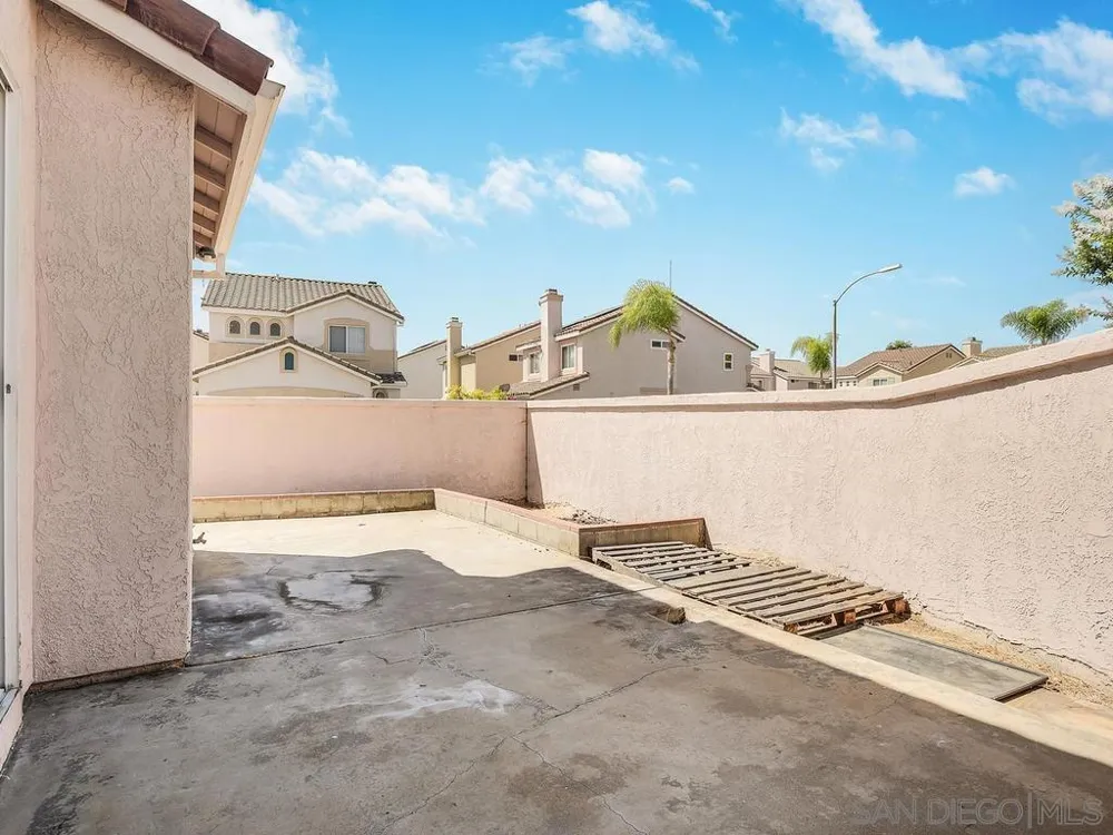 8727 Westmore Road #16 San Diego, CA 92126