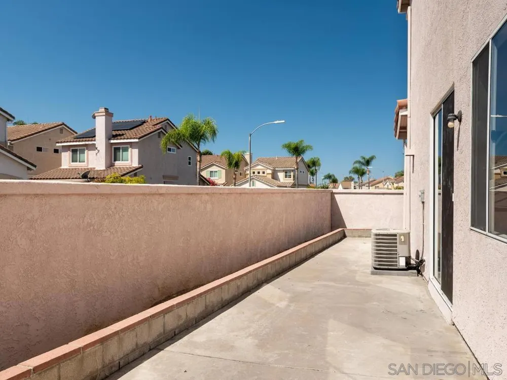 8727 Westmore Road #16 San Diego, CA 92126