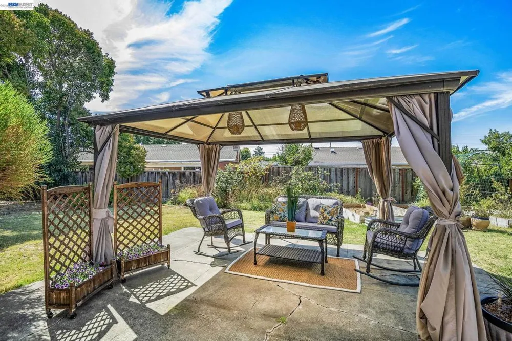 2246 Dayle Ct Fremont, CA 94539