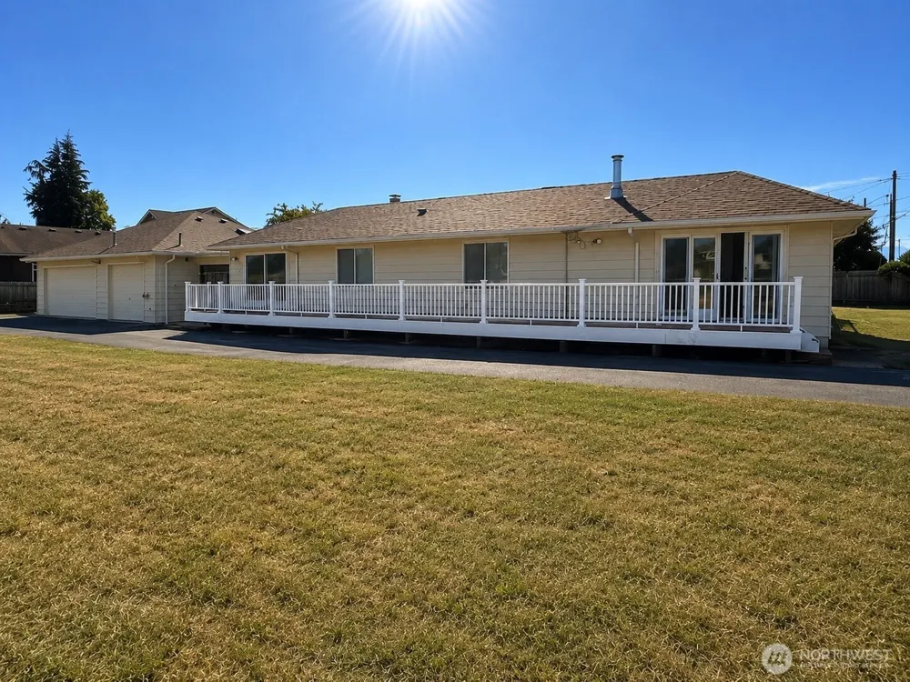 216 Caspers Street Edmonds, WA 98020
