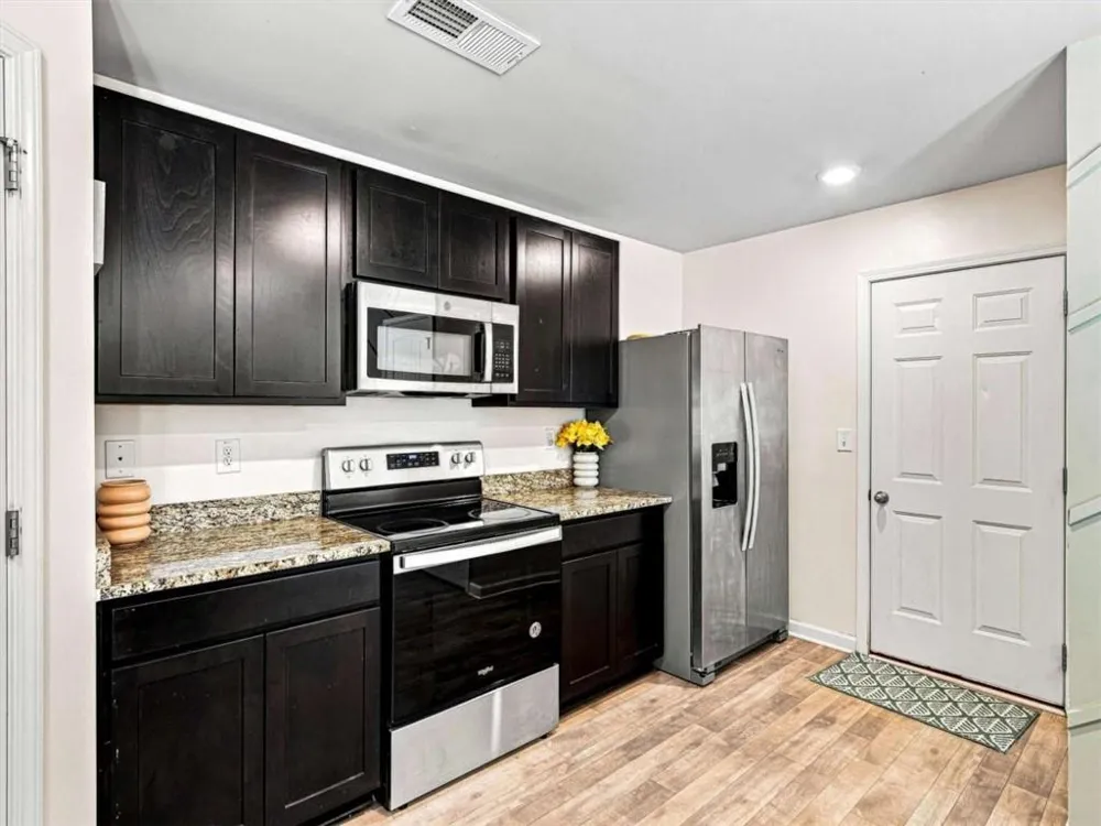 180 Edinburgh Lane Covington, GA 30016