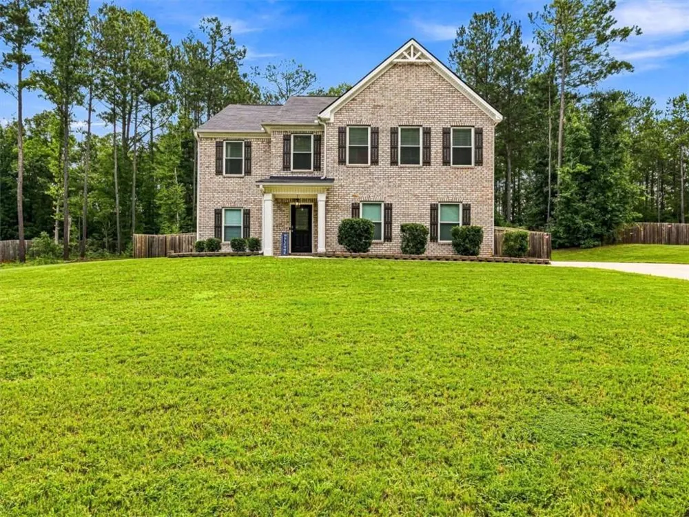 180 Edinburgh Lane Covington, GA 30016