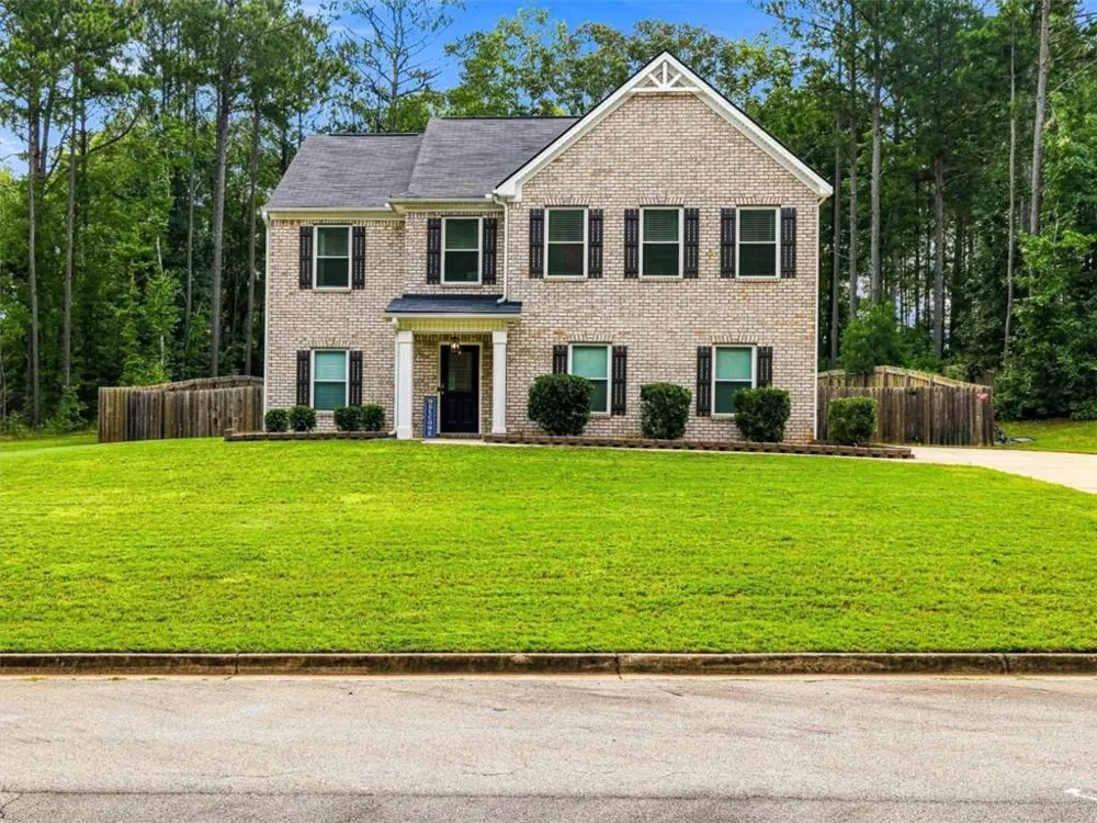 180 Edinburgh Lane Covington, GA 30016