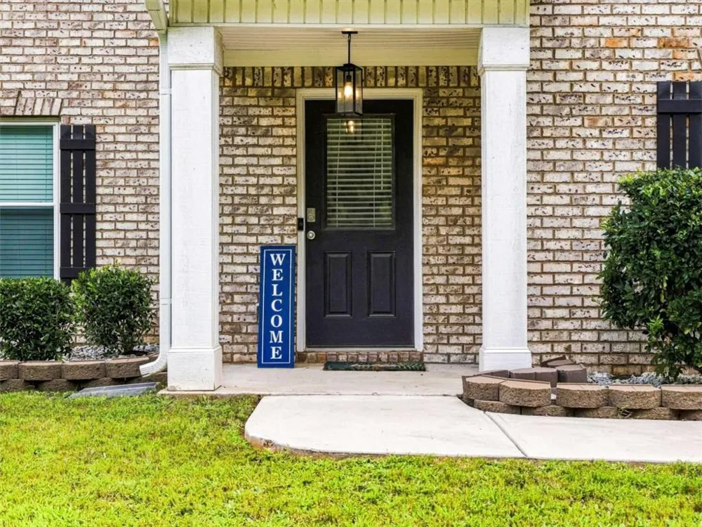 180 Edinburgh Lane Covington, GA 30016
