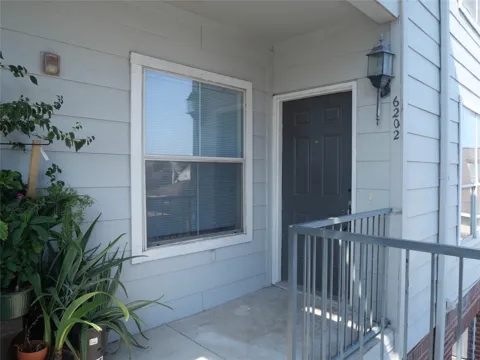 6289 Wilcrest Drive #6202