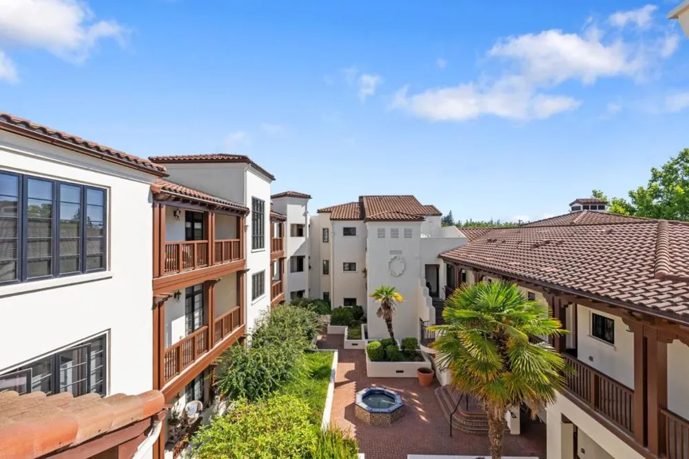244 View Street Mountain View, CA 94041