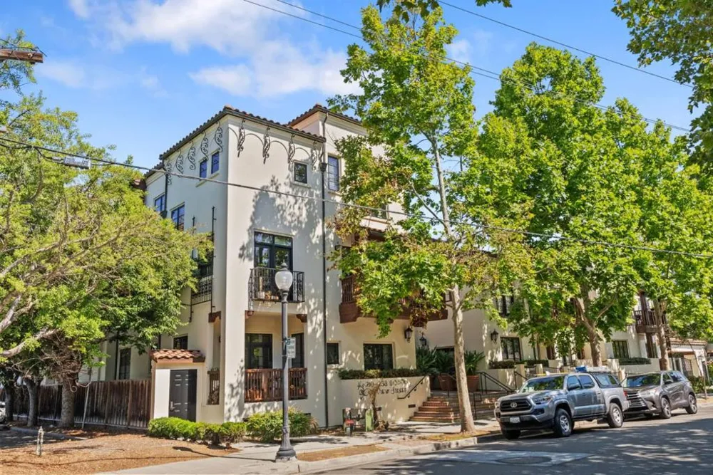 244 View Street Mountain View, CA 94041