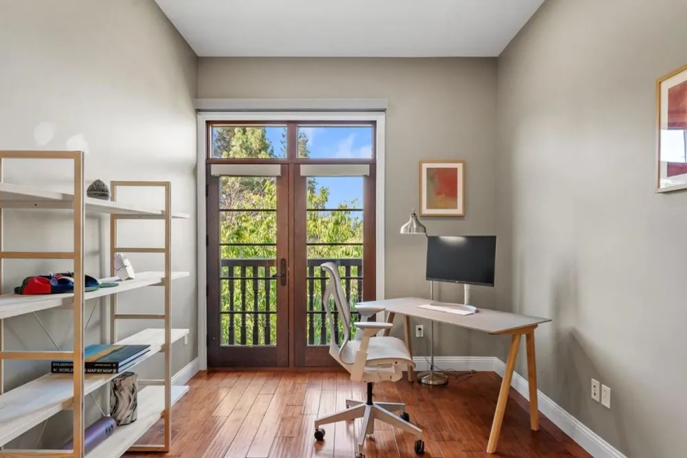 244 View Street Mountain View, CA 94041